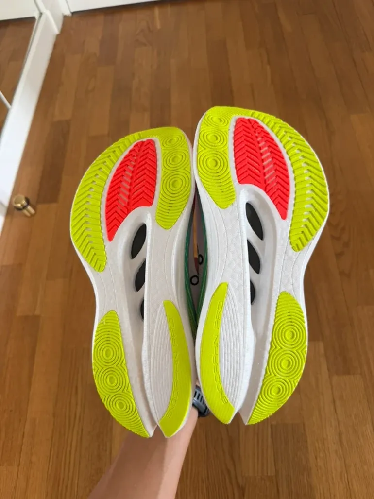 Używany Saucony Endorphin Pro 5 bike — zdjęcie 7 z 11