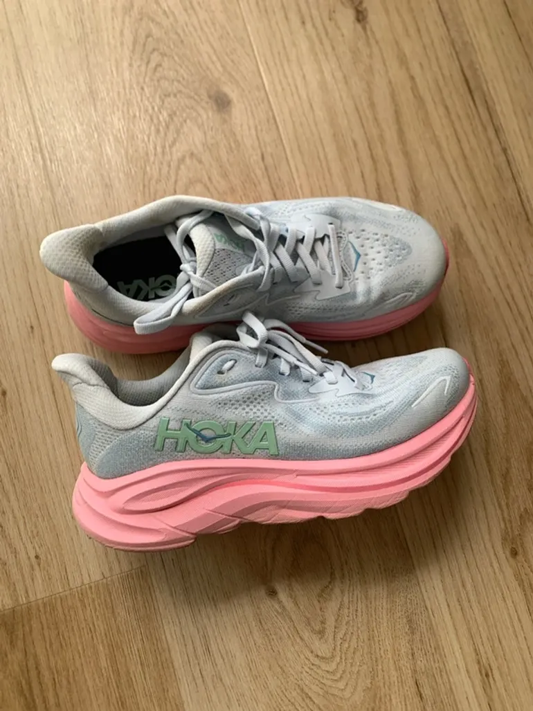Used Autre Hoka Trailrunning Shoes bike — image 5 of 5