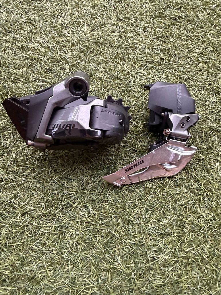 Used Sram Rival D1 Etap Axs 12V 2026 bike — image 1 of 8