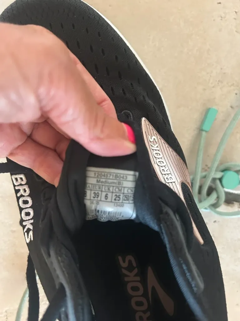 Tweedehands Brooks Ghost Max bike — afbeelding 5 van 5