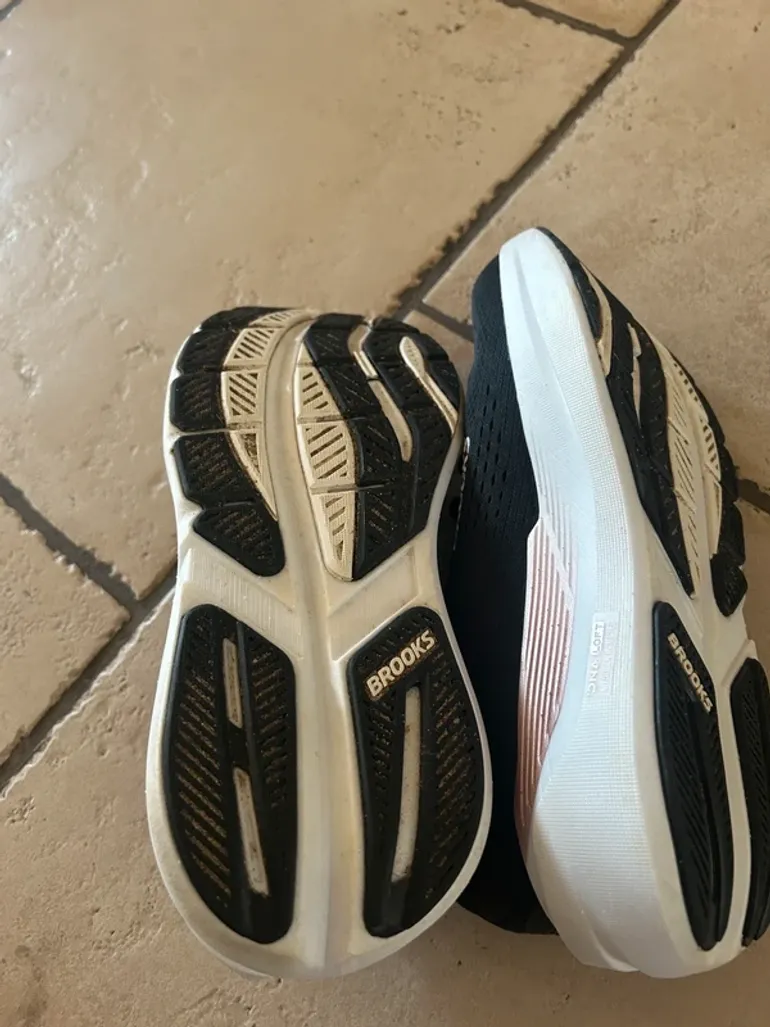 Tweedehands Brooks Ghost Max bike — afbeelding 3 van 5