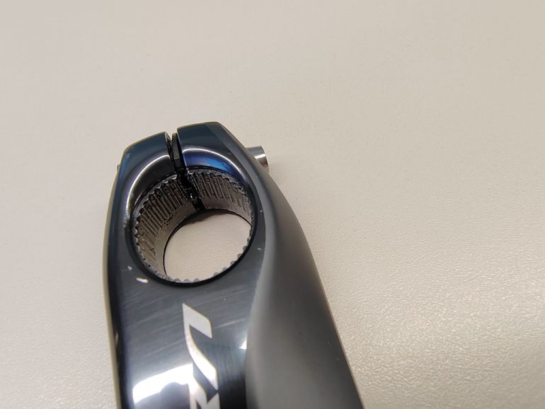 Used Stages Ultegra 8000 170mm bike — image 8 of 12