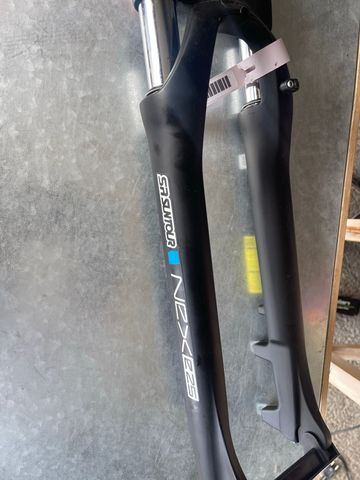 Używany Sr Suntour NEX-E25 Suspension Fork Fork