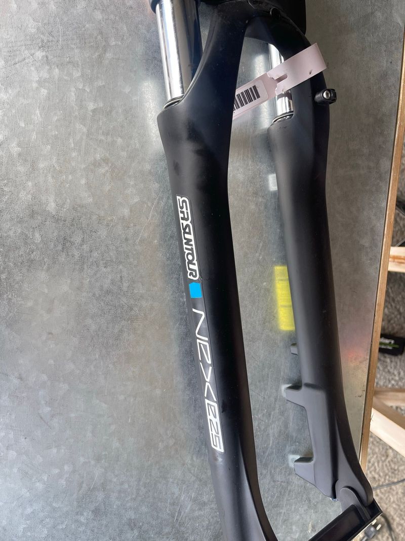 Sr Suntour NEX-E25 Suspension Fork Fork d'occasion
