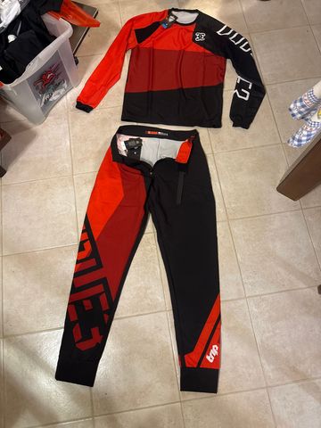 Brugt Gist Downhill Suit Cycling Clothing