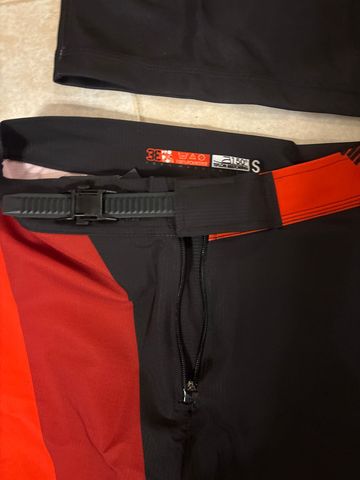 Brugt Gist Downhill Suit bike — billede 3 af 6
