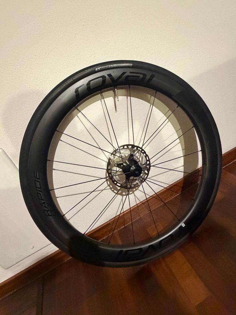 Used Roval Rapide CLX 2024 bike — image 1 of 3
