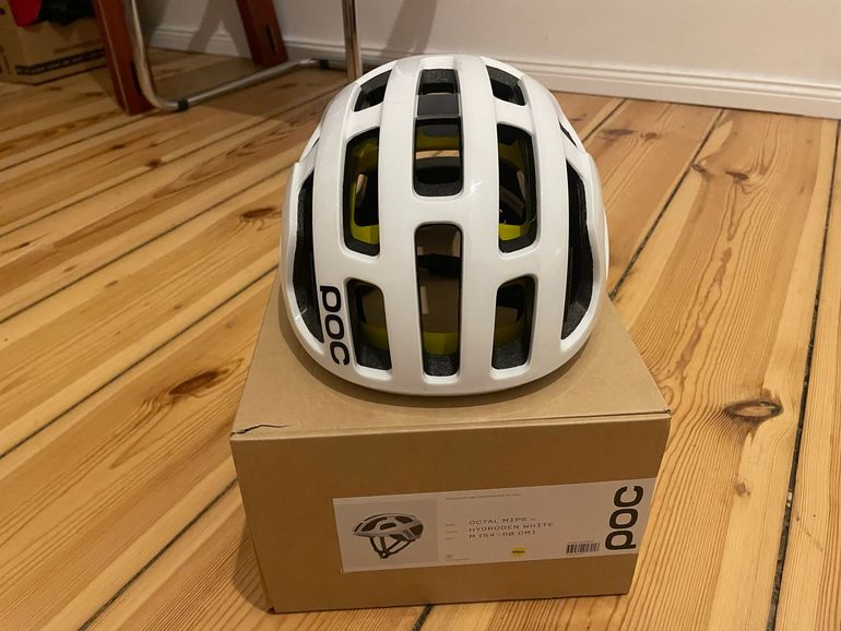 Used POC Octal MIPS Helmet 2026 bike — image 2 of 4