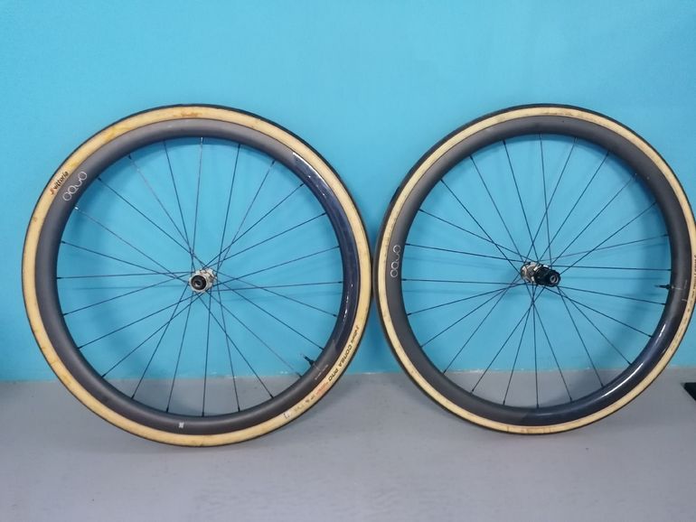 Used Orbea OQUO 35LTD 2025 bike — image 2 of 8