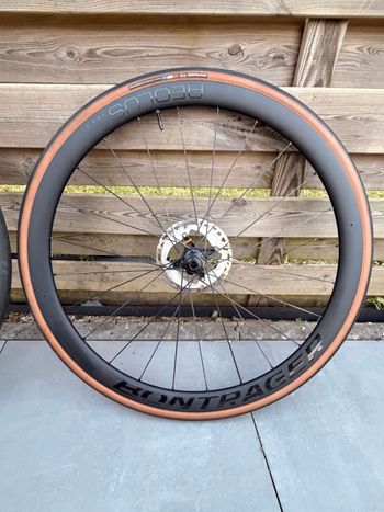 Used Bontrager Aeolus Pro 37 2025 bike — image 4 of 7