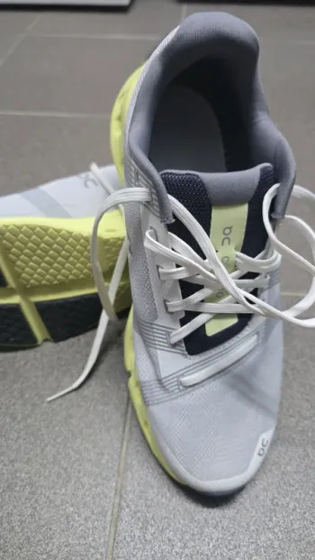 On Running On Schuhe Gr. 40.5 bike de segunda mano — imagen 3 de 4