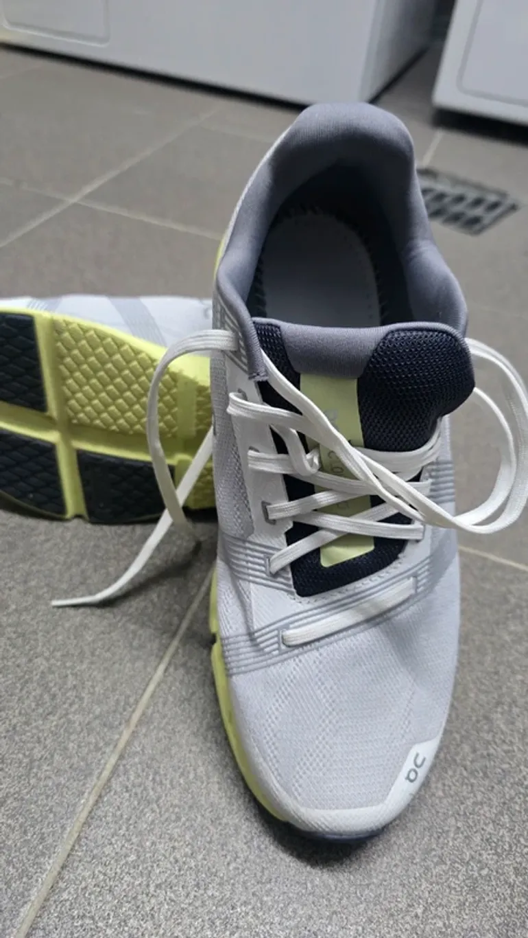 On Running On Schuhe Gr. 40.5 bike de segunda mano — imagen 2 de 4