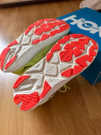 Gebrauchtes Hoka Arahi 8 bike — Bild 6 von 15