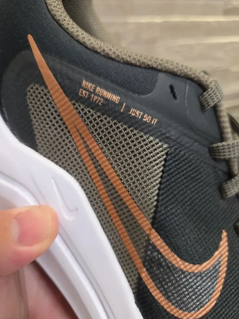 Używany Nike Downshifter 12 bike — zdjęcie 7 z 9