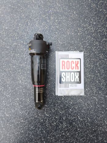 Used RockShox Deluxe Select 190x45 bike — image 2 of 6