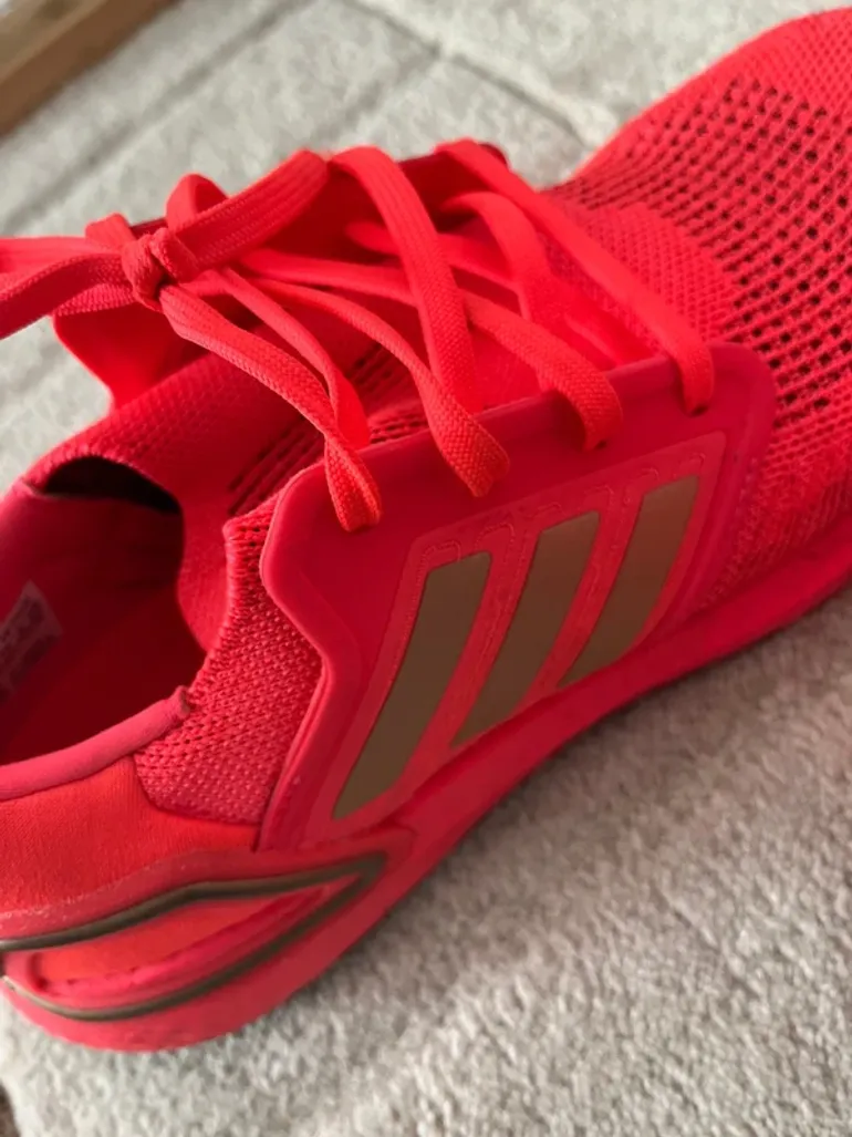 Używany Adidas Ultraboost bike — zdjęcie 6 z 6