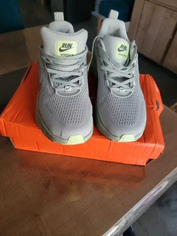 Gebrauchtes Nike Vomero 18 bike — Bild 9 von 10