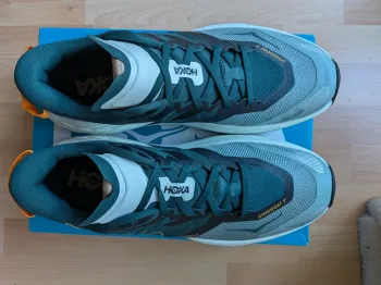 Used Hoka Speedgoat 7 bike — image 2 of 5
