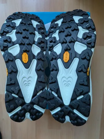 Used Hoka Speedgoat 7 bike — image 5 of 5