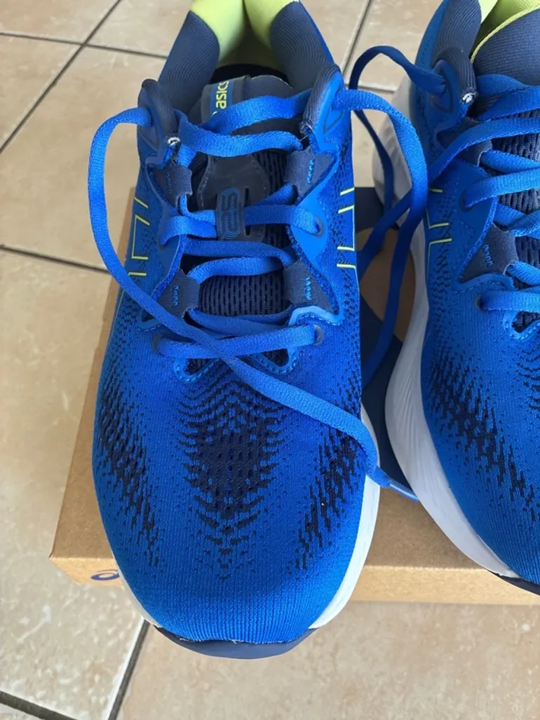 Asics Basket bike d'occasion — image 7 sur 11
