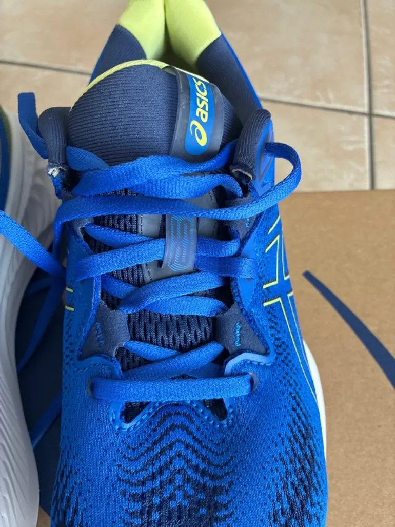 Asics Basket bike d'occasion — image 8 sur 11