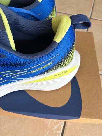 Asics Basket bike d'occasion — image 10 sur 11