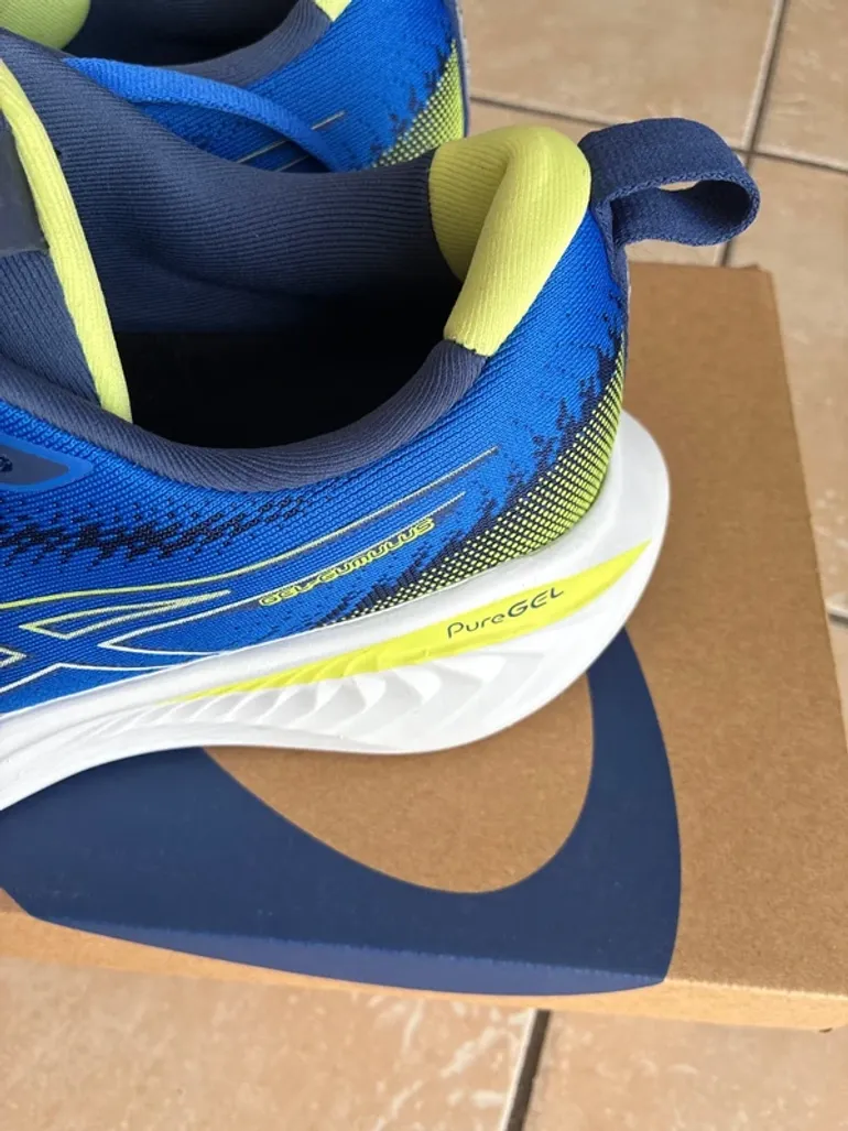 Asics Basket bike d'occasion — image 10 sur 11