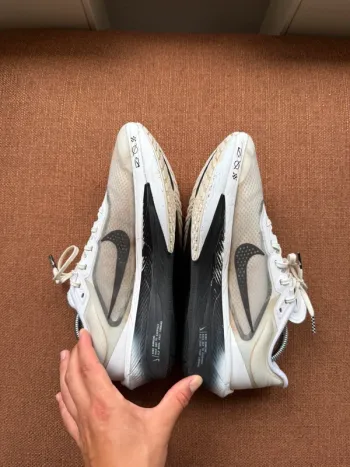 Używany Nike Zoom Fly 6 bike — zdjęcie 4 z 9