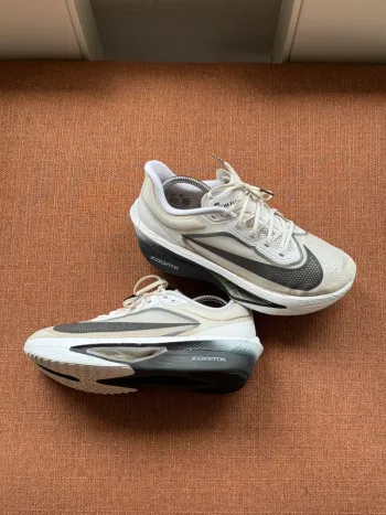 Nike Zoom Fly 6 bike de segunda mano
