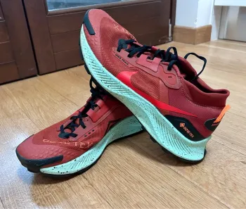 Used Nike Trail Running Shoes Gore-Tex bike — image 2 of 4