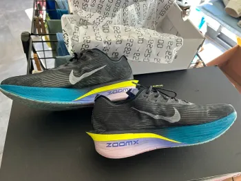 Używany Nike Vaporfly Next 4 bike — zdjęcie 4 z 7