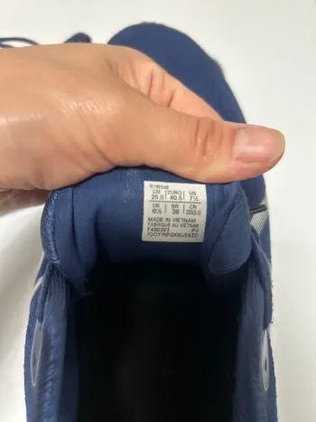 Used Asics pureGEL bike — image 3 of 3