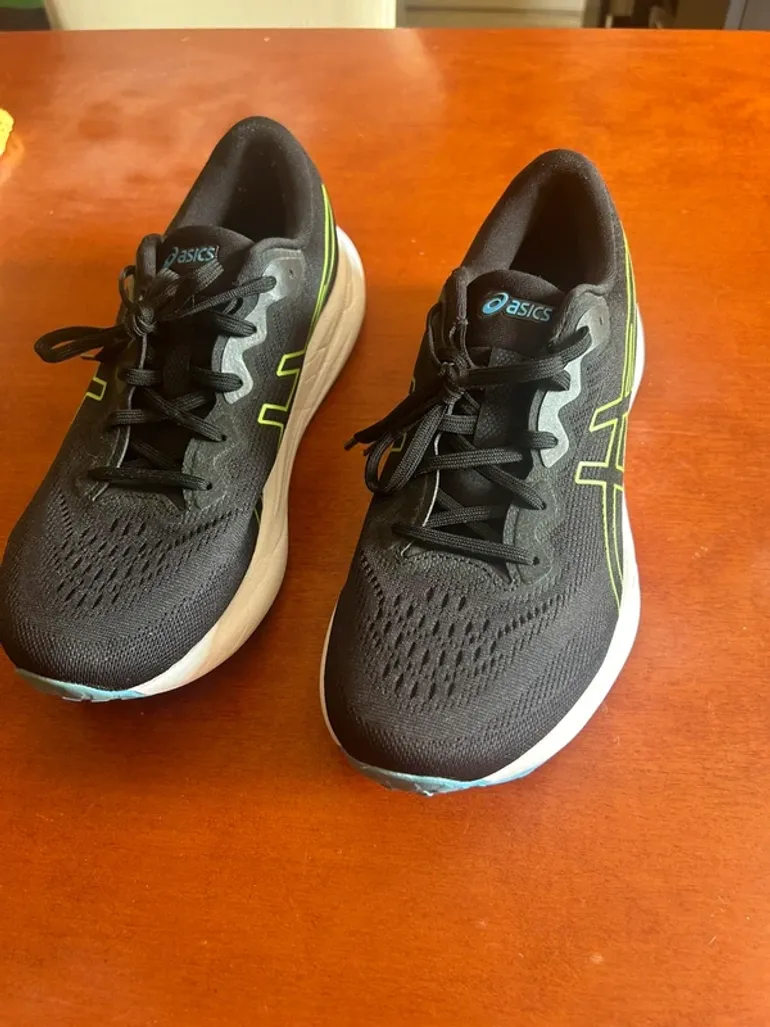 Used Asics FlyteFoam bike — image 4 of 5