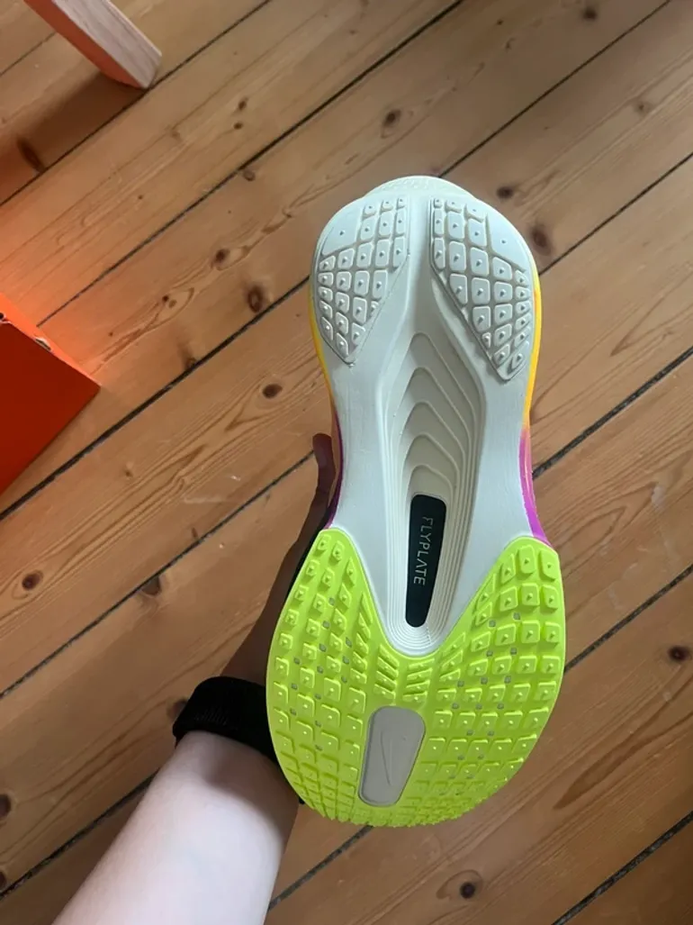 Tweedehands Nike Zoom Fly 06 bike — afbeelding 6 van 6