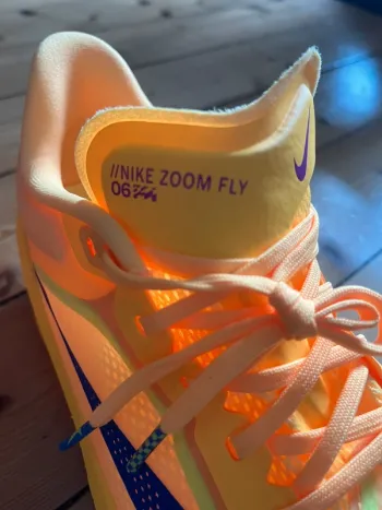 Tweedehands Nike Zoom Fly 06 bike — afbeelding 4 van 6