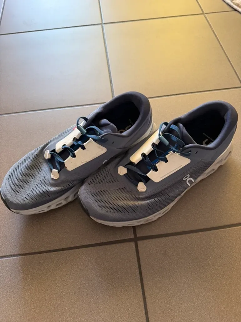 On Running On Schuhe 44, 5 bike de segunda mano — imagen 1 de 5
