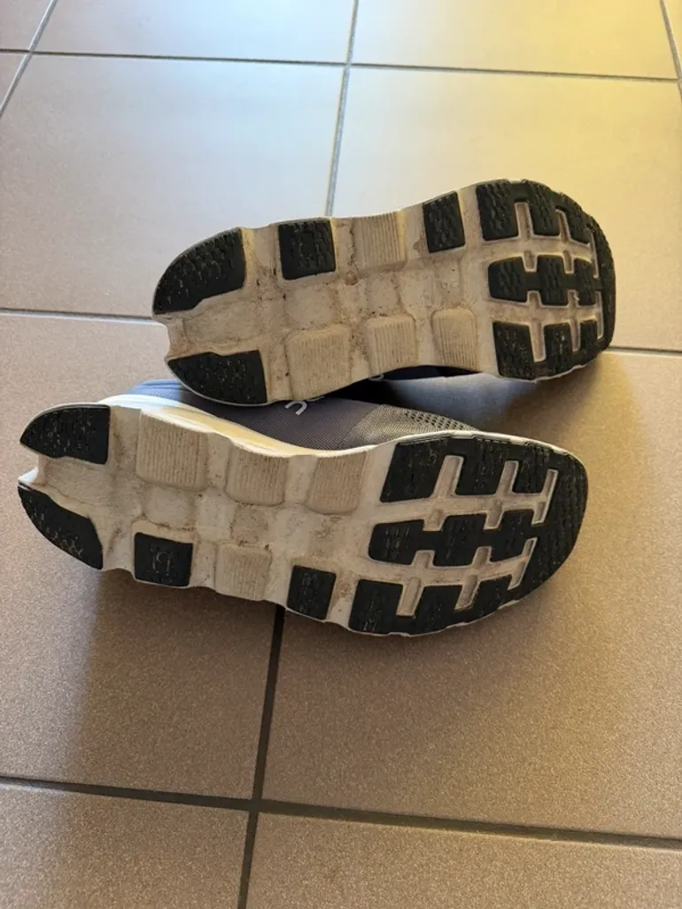 On Running On Schuhe 44, 5 bike de segunda mano — imagen 4 de 5