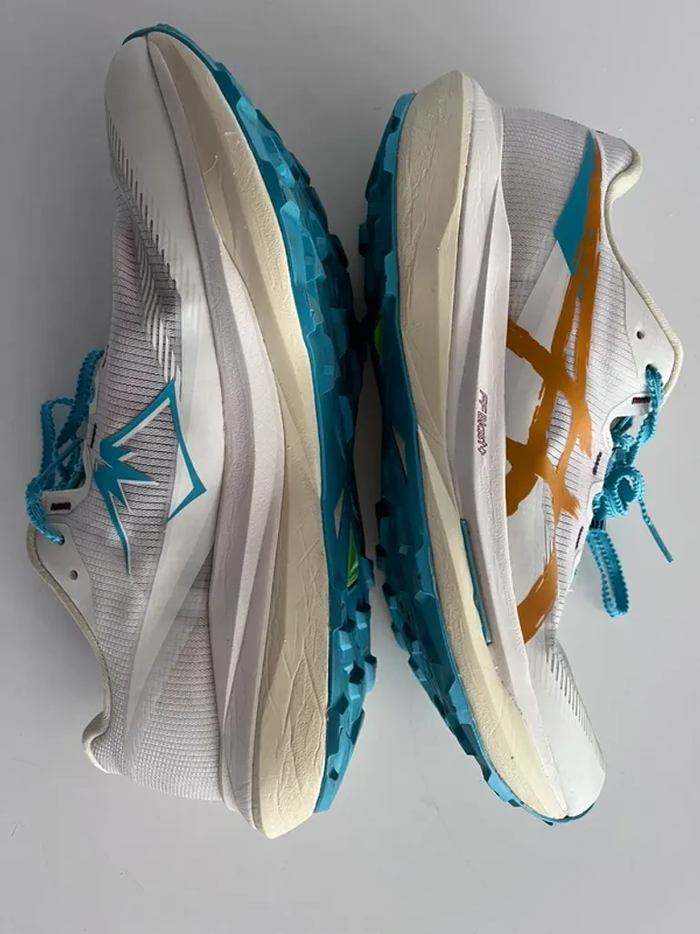 Used Asics Fuji Speed bike — image 2 of 5