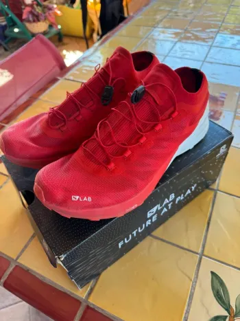 Used Salomon trail shoes bike — image 2 of 5