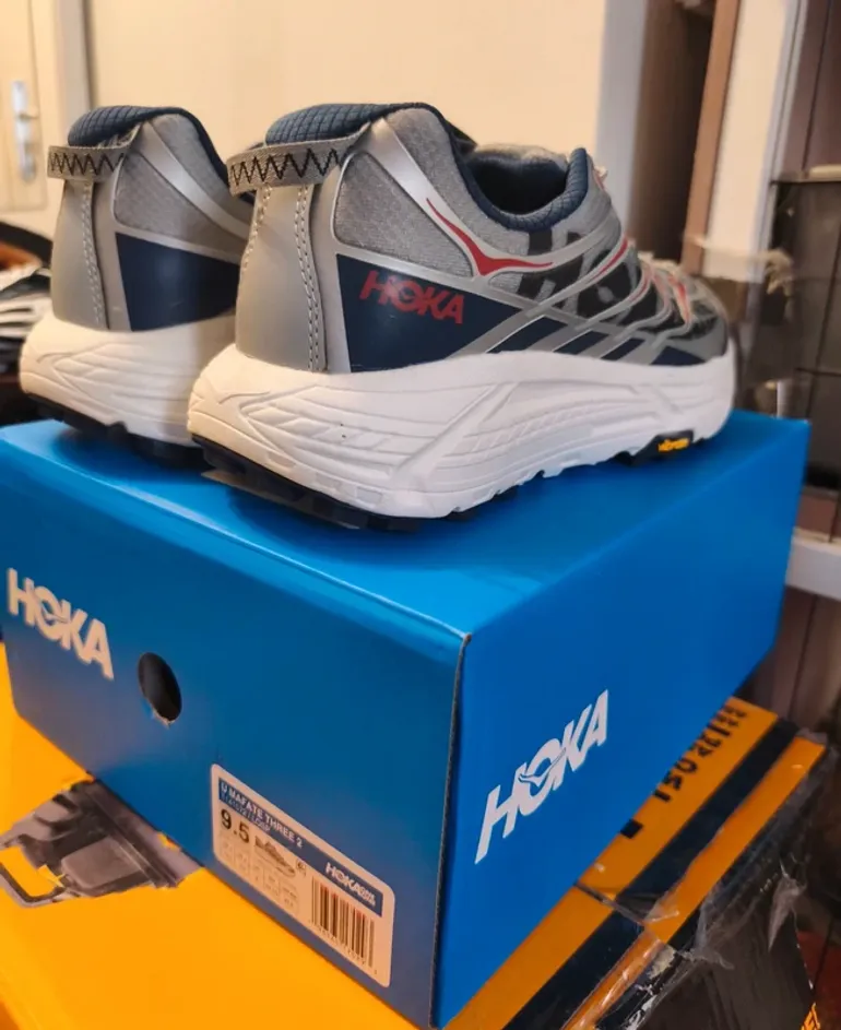 Used Hoka Mafate Three 2 bike — image 4 of 5