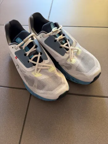 On Running On Schuhe bike de segunda mano