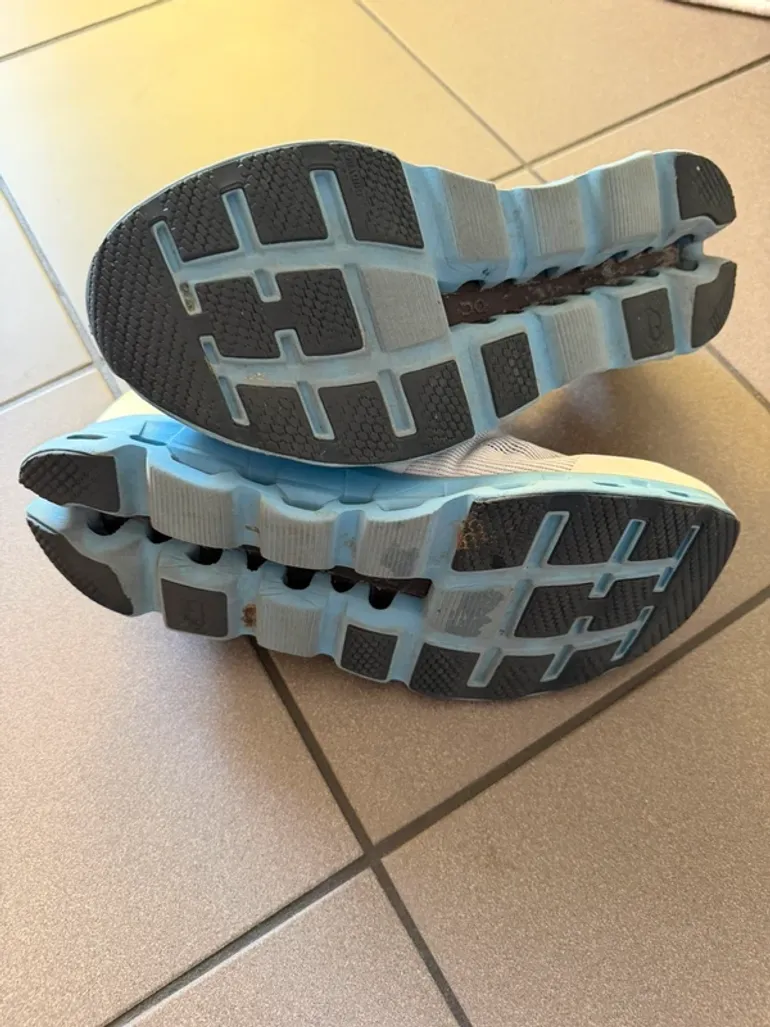 On Running On Schuhe bike de segunda mano — imagen 5 de 5