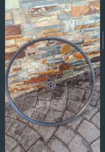Used Specialized Alloy bike — image 2 of 5