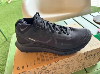 Used Nike Trail Gore-Tex bike