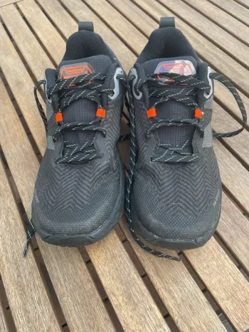 Brugt New Balance Hierro Gore-Tex bike