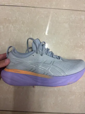 Asics Gel Nimbus 25 bike d'occasion — image 9 sur 9
