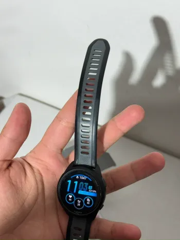 Tweedehands Garmin Forerunner 165 bike — afbeelding 3 van 4