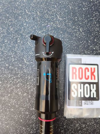Used RockShox Deluxe Select+ 205x60 bike — image 3 of 5