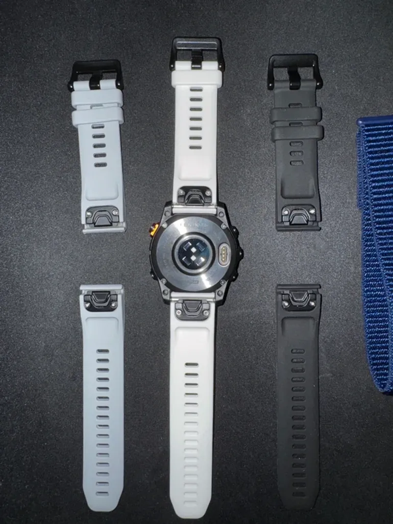 Used Garmin Fenix 7s Solar bike — image 2 of 3
