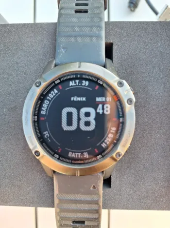 Used Garmin Fenix 6 Pro bike — image 3 of 4